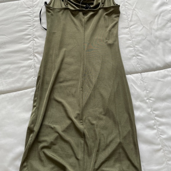 Olive green stretchy dress - Picture 2 of 3